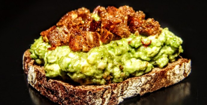 AVOCADO ON TOAST WITH FRIED CHORIZO